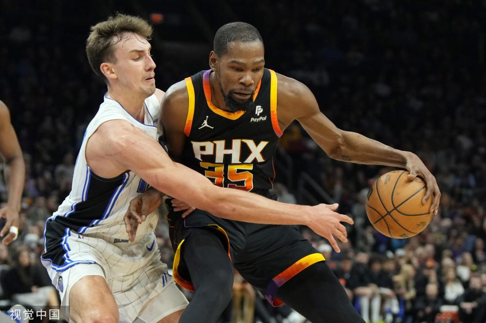 转会市场上 转会市场上